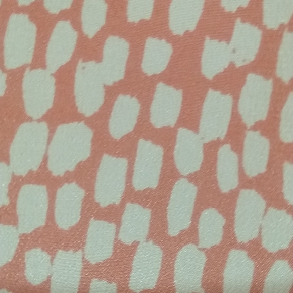 💥5 for $20💥Sleeveless crepe  top by Halogen - Picture 4 of 4